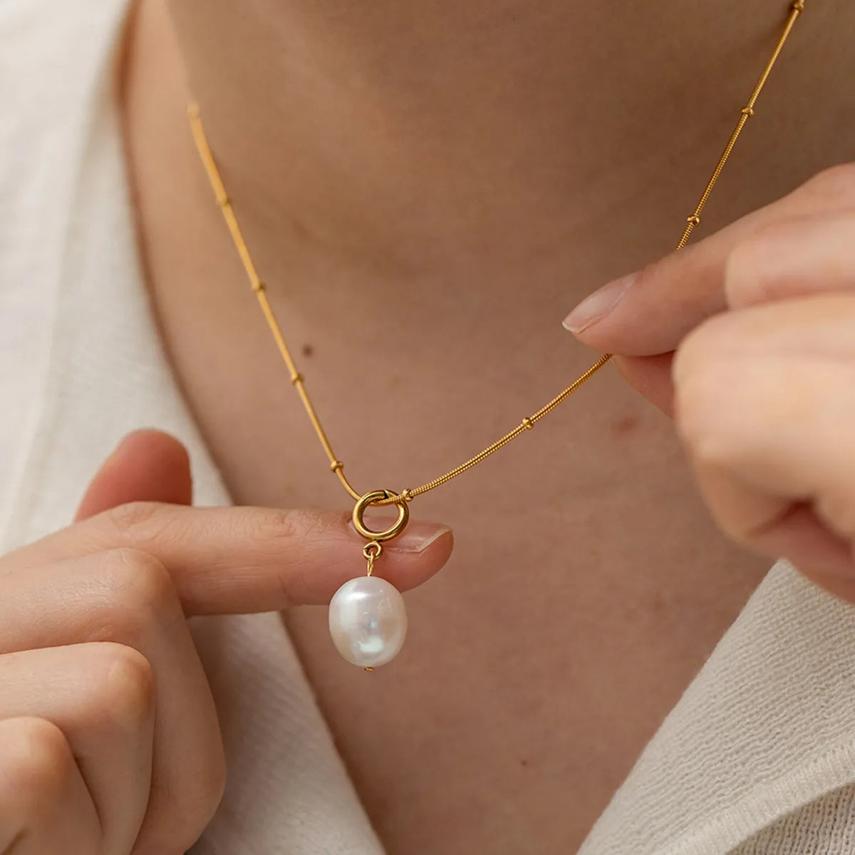 The Gemstone Pendant Necklace