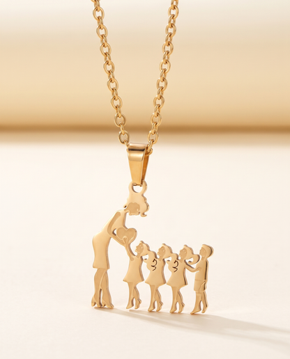 Family Silhouette Necklace.
