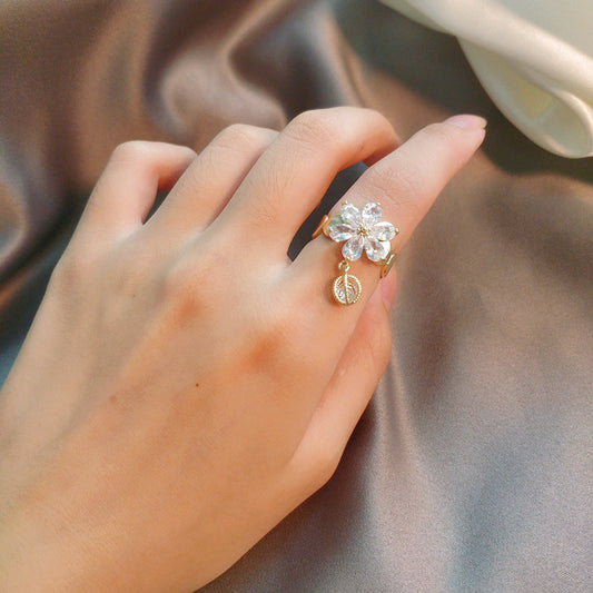 The Bloom Ring
