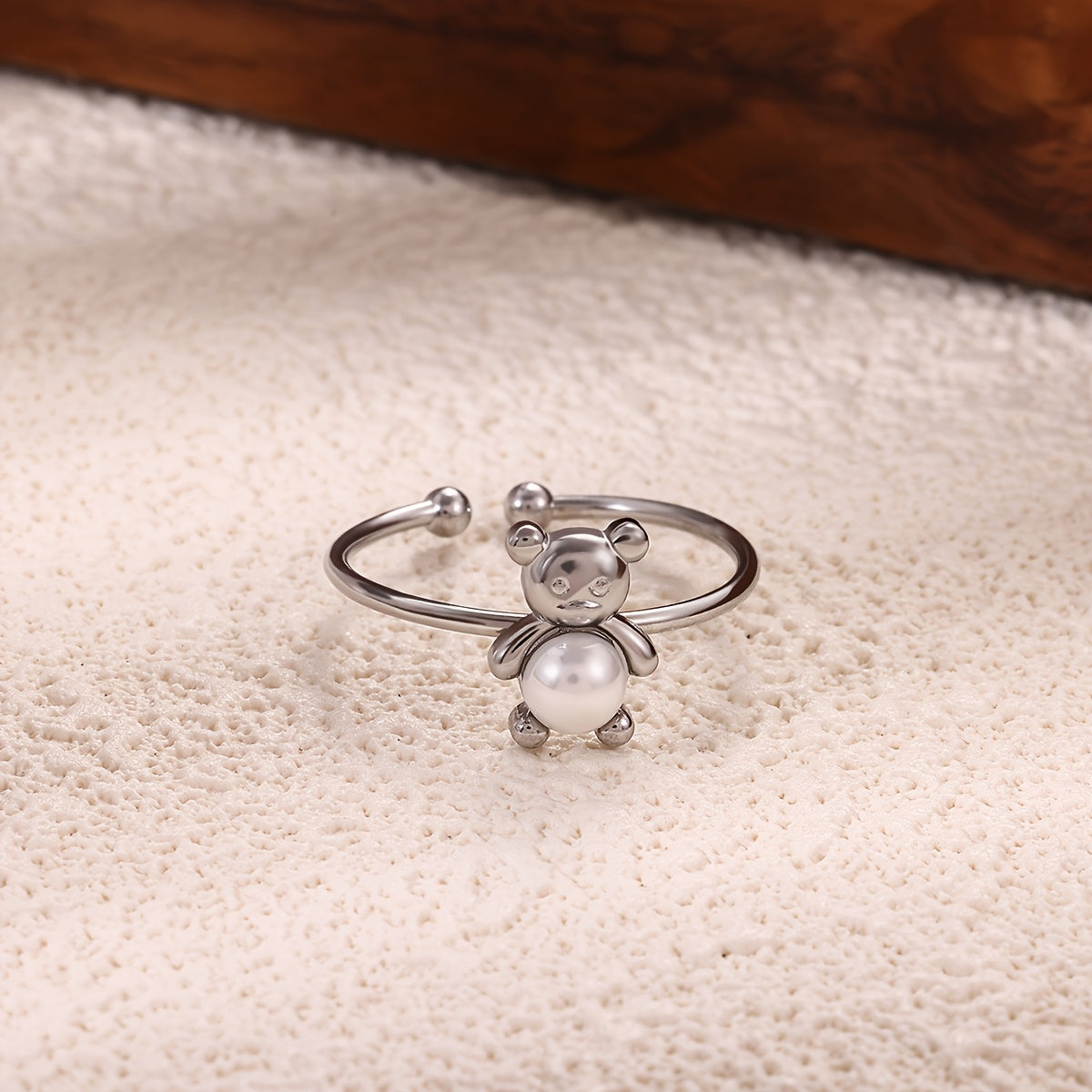The Little Bear Ring