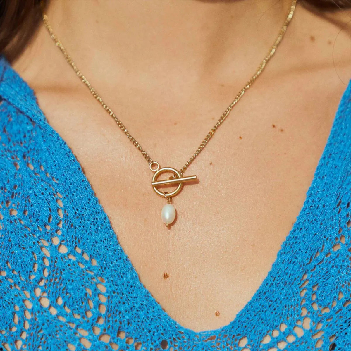 The Gemstone Pendant Necklace